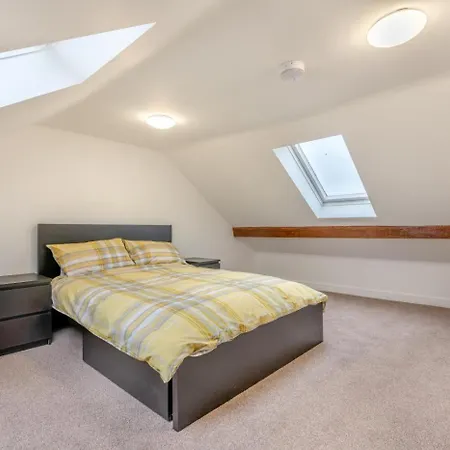 3 Bed In Oc-s30737 * Whitby